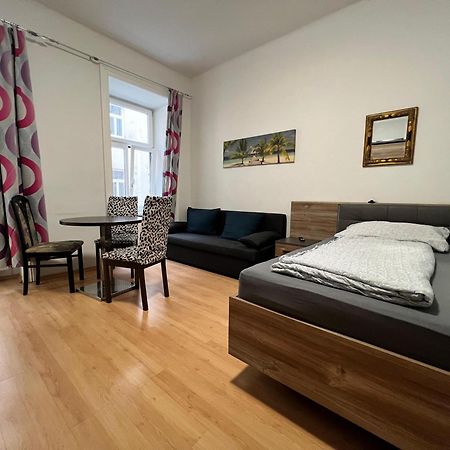 Charming 1Br Apartment Perfect For Long Stays Wien Exterior foto